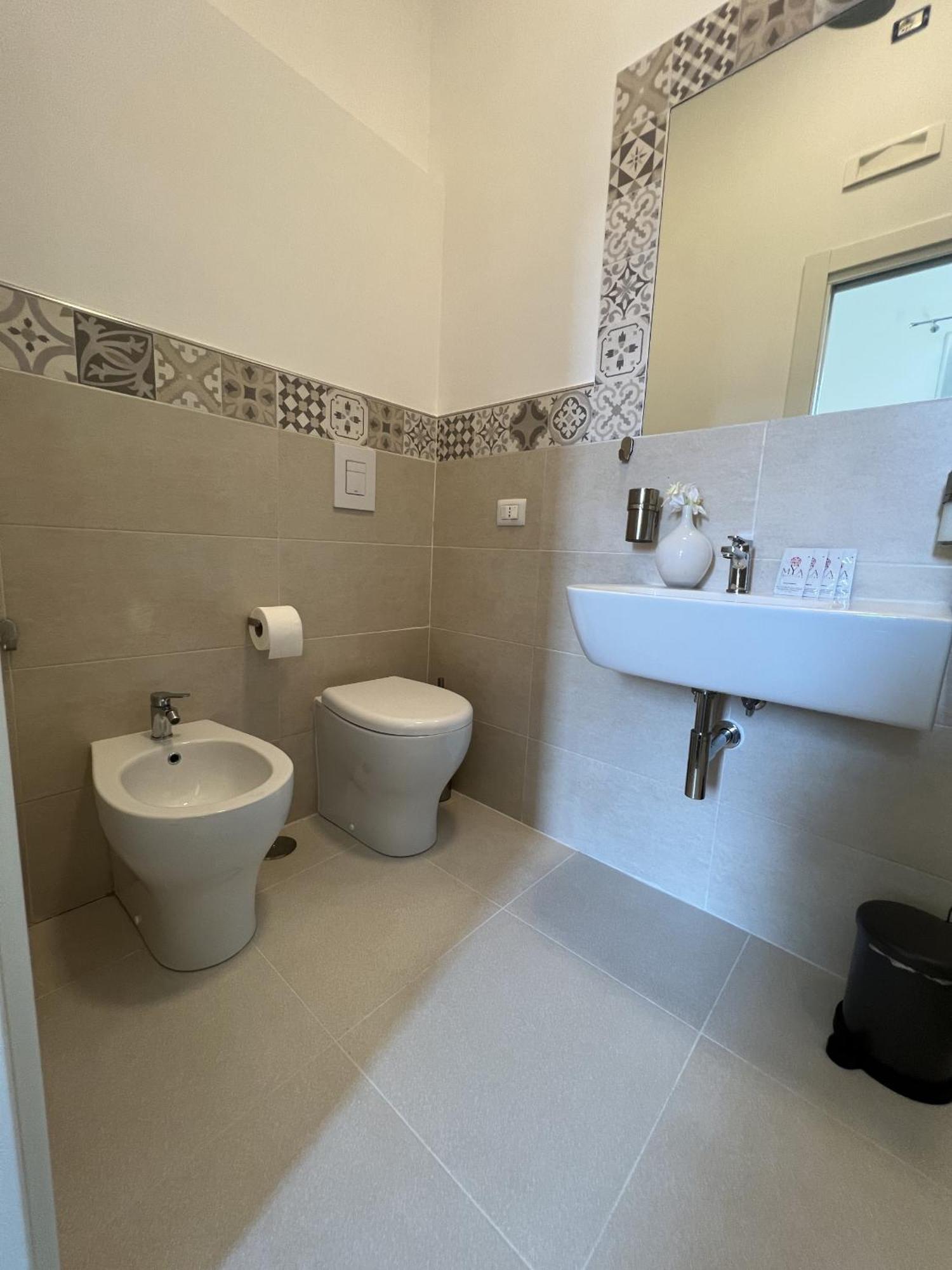 Bonadies64 B&B Salerno Pokoj fotografie